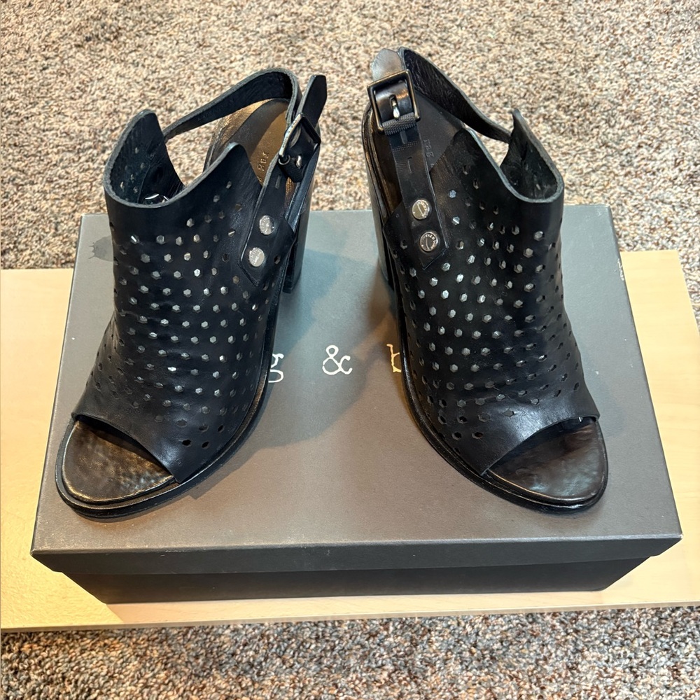 Rag & Bone WYATT Sandal. Made by hand.